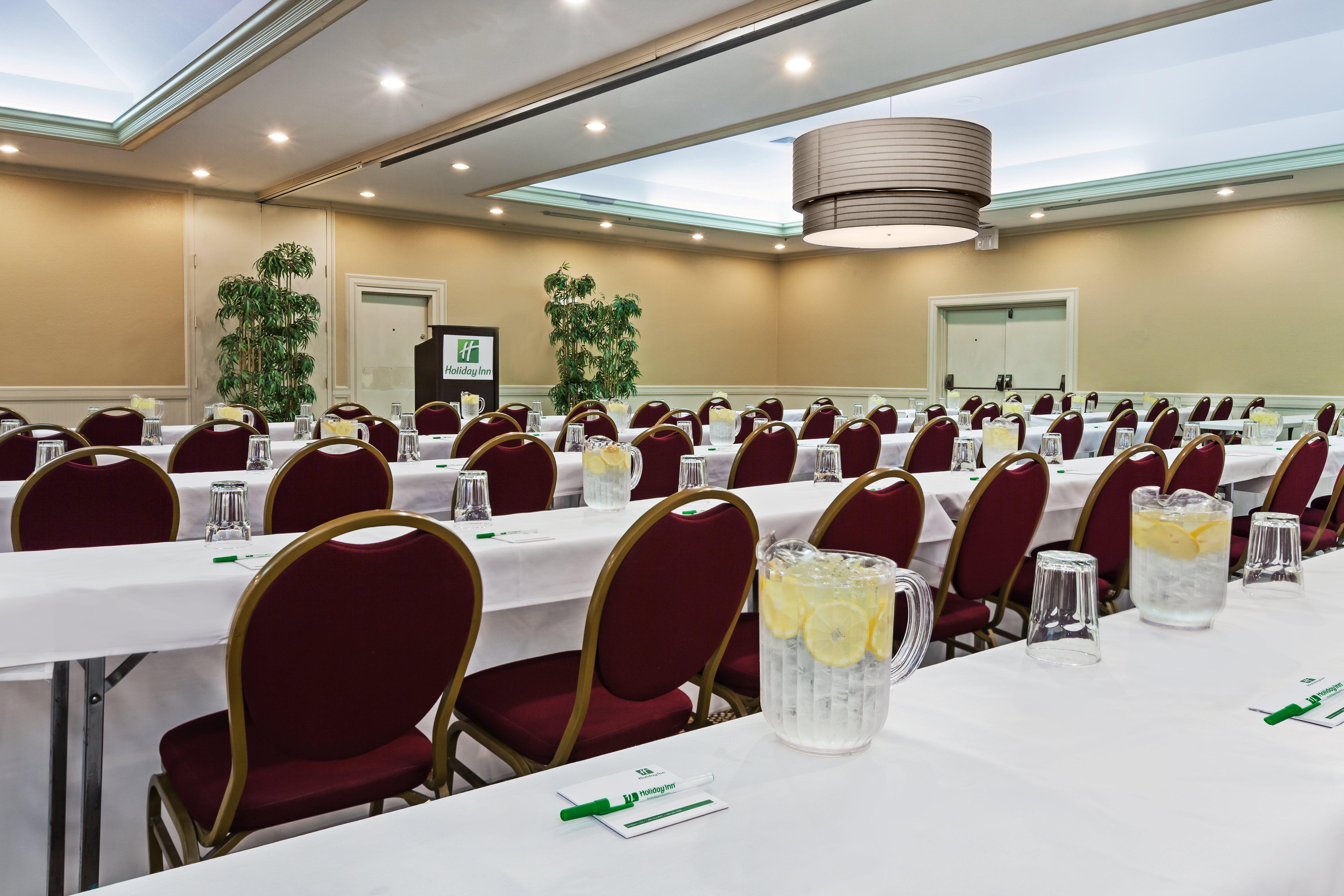 Holiday Inn Tyler - Conference Center By Ihg Екстериор снимка