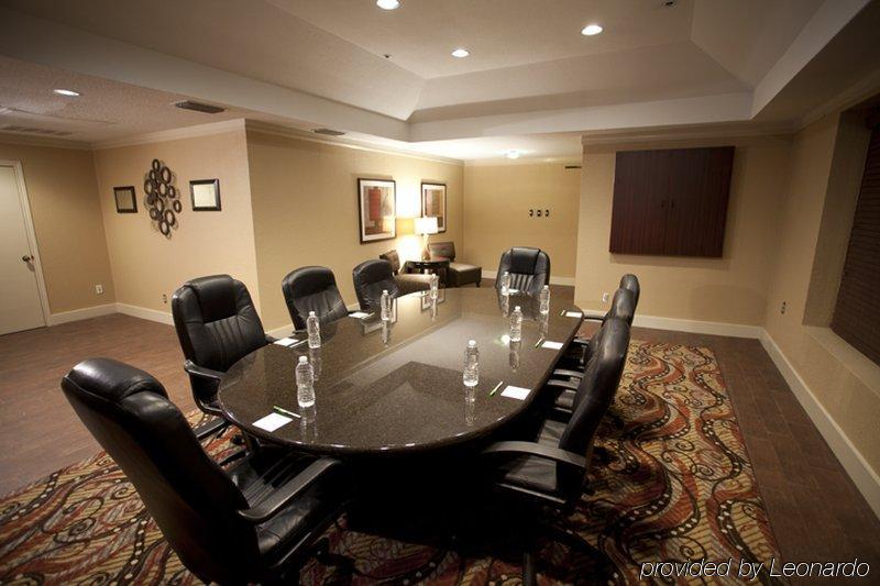 Holiday Inn Tyler - Conference Center By Ihg Екстериор снимка